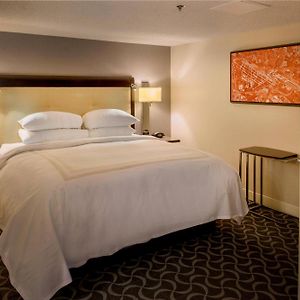 Marriott St. Louis Airport
